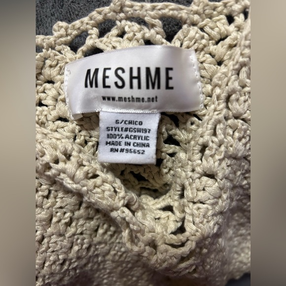 BOHO TOP WITH FRINGE BOTTOM - Picture 2 of 3